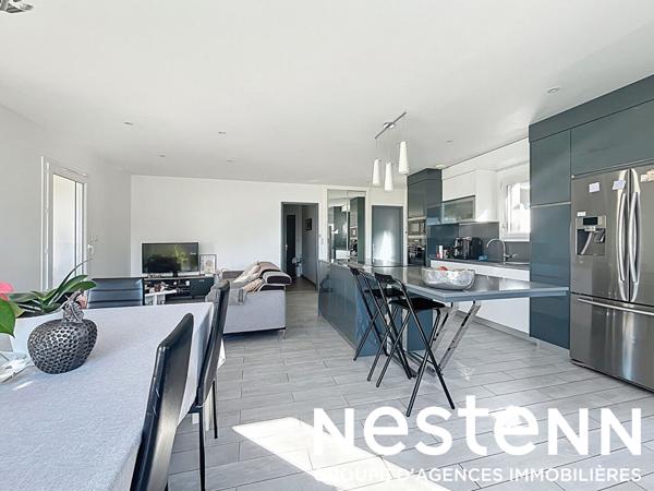 A vendre : maison récente de plain pied - 4 chambres - Secteur CHARNAY-LES-MACON (71850)