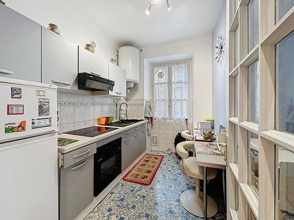 Appartement 2 pièces centre-ville de Nice