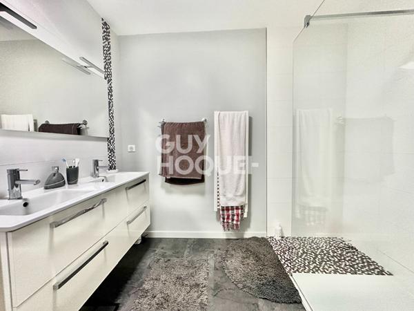 Charmante maison familiale avec piscine au coeur de Gujan-Mestras -150 m2