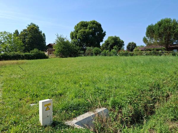 Terrain à vendre de 1 173,00 m² proche de CASTELJALOUX (47) lotissement 8 lots