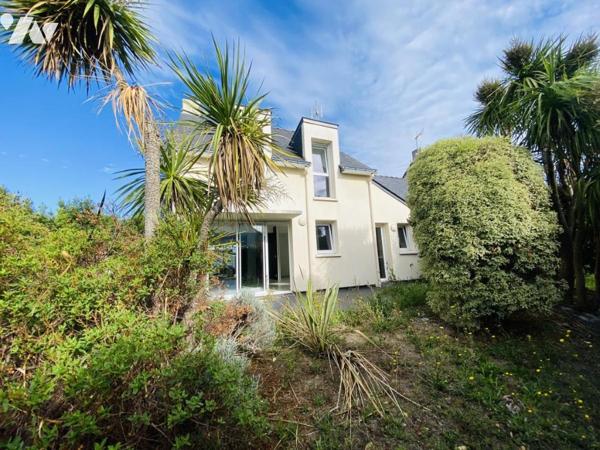 LA BAULE BESLON Maison fonctionnelle avec jardin et garage fermé