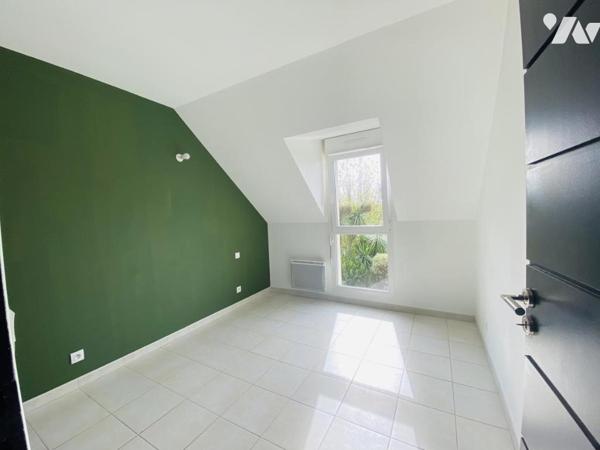 LA BAULE BESLON Maison fonctionnelle avec jardin et garage fermé