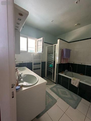 Maison à vendre à Cadillac sur Garonne en Gironde (33410), ref : C-PB-568