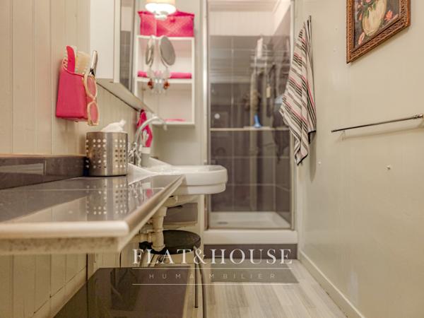 Appartement T2/T3 61 m2 type ancien