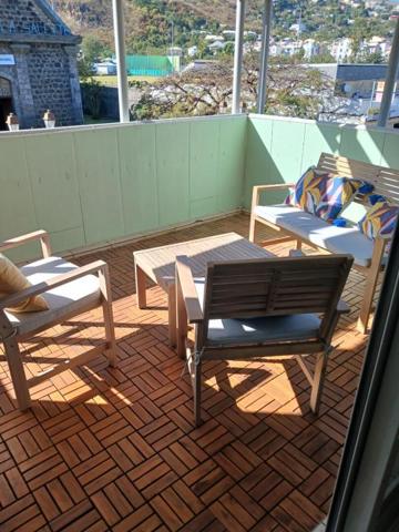 Appartement F2 meublé Saint-Leu Centre-ville