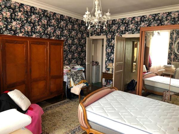 Maison de ville à vendre à Issoudun dans l'Indre (36100), ref : 11813/1436