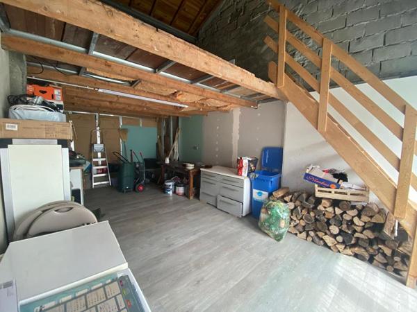 EXCLUSIVITE  VENTE A TERME LIBRE Maison Saintes 5 pièce(s) 161 m2