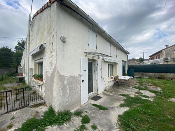 EXCLUSIVITE  VENTE A TERME LIBRE Maison Saintes 5 pièce(s) 161 m2
