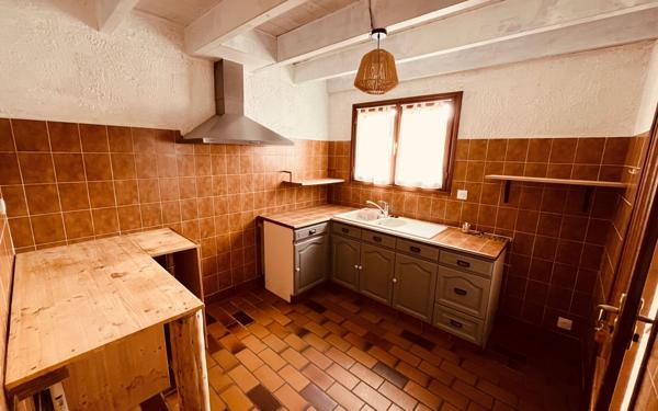 Maison à vendre    6 pièces •  Les Mathes