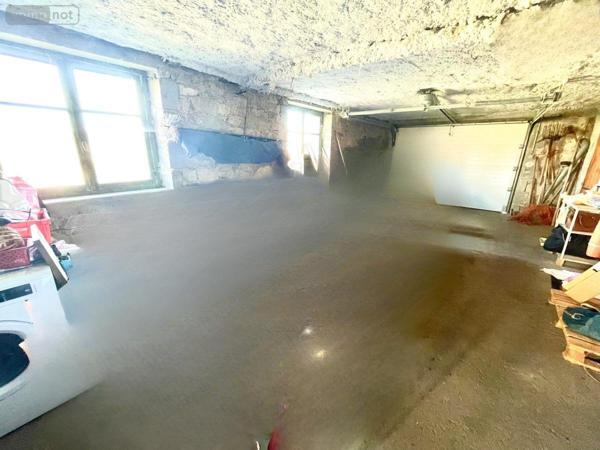 Maison à vendre à Saint-Chély-d'Apcher en Lozère (48200), ref : 48032-197