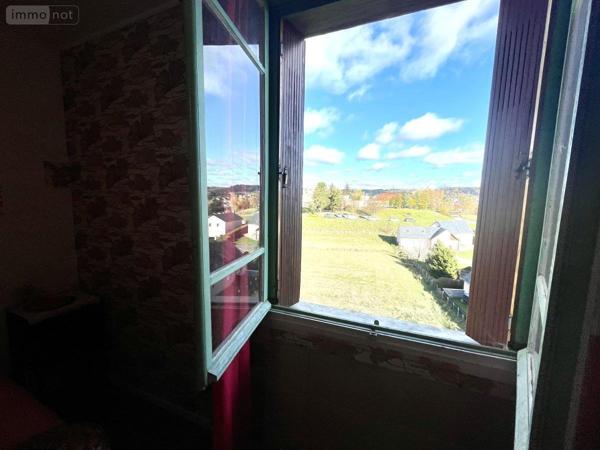 Maison à vendre à Saint-Chély-d'Apcher en Lozère (48200), ref : 48032-197