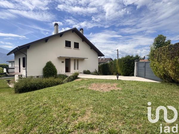 Maison à vendre 6 pièces 197 m² Saint-Nazaire-les-Eymes