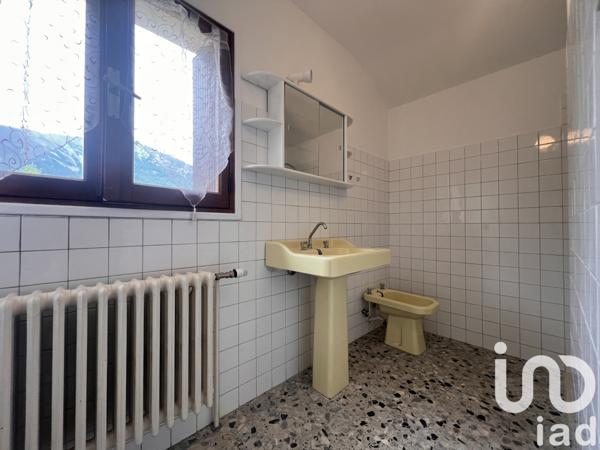 Maison à vendre 6 pièces 197 m² Saint-Nazaire-les-Eymes