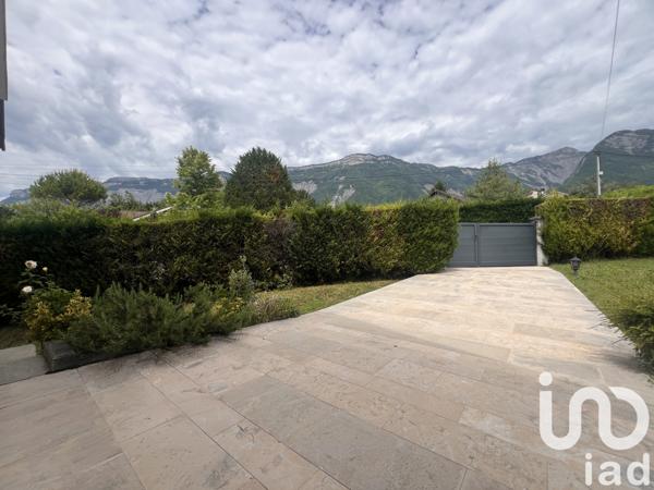 Maison à vendre 6 pièces 197 m² Saint-Nazaire-les-Eymes