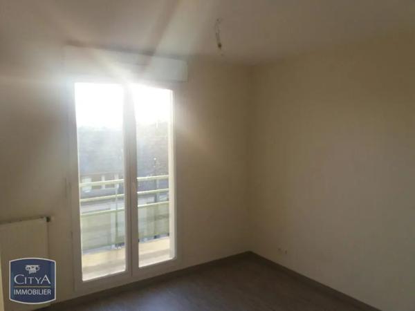 Appartement à louer 2 pièces 54.23m² Châteauroux (36000)
