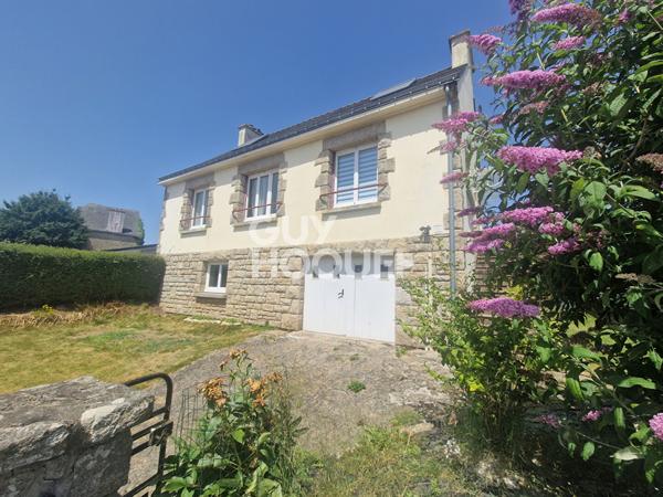 RARE MAISON EN PLEIN BOURG DE PLUMELEC !