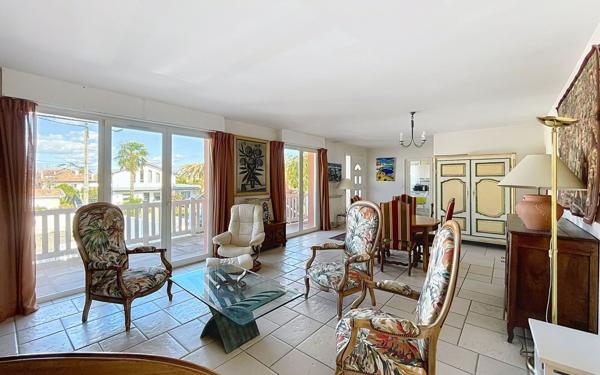 Maison à vendre    6 pièces • 263,32 m2 Biarritz