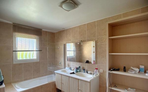 Maison à vendre    5 pièces •  Artiguelouve