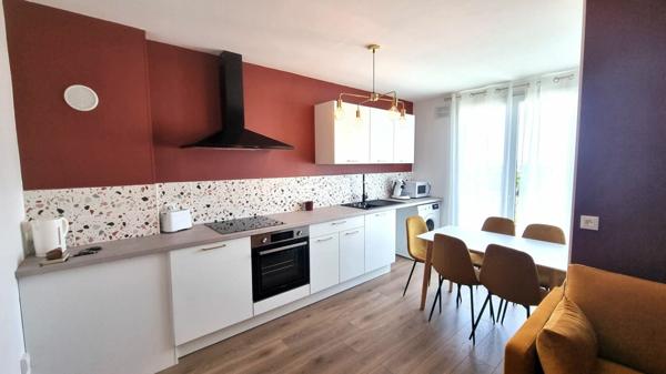Appartement à louer    6 pièces • 84,64 m2 Hérouville-Saint-Clair