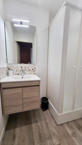 Appartement à louer    6 pièces • 84,64 m2 Hérouville-Saint-Clair