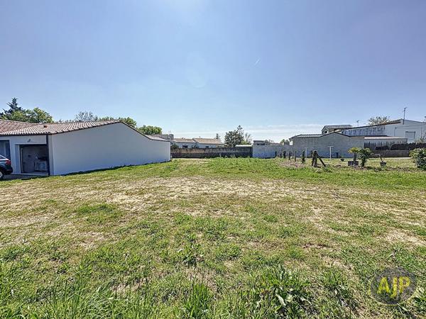 Vente terrain Challans : 103 000 € - AJP Immobilier Challans