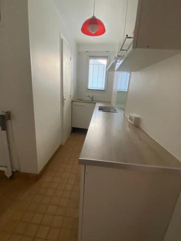 Maison de ville en pierre à rénover, 54m², 19 500 €