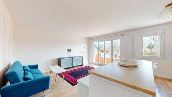 Location Appartement 4 pièces 77 m2 à Saint-Michel-sur-Orge