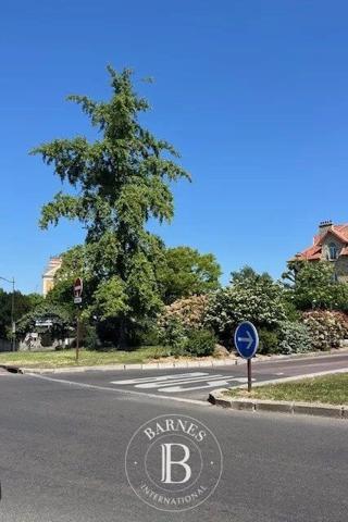 Le Chesnay, Terrain constructible  285 m² à vendre
