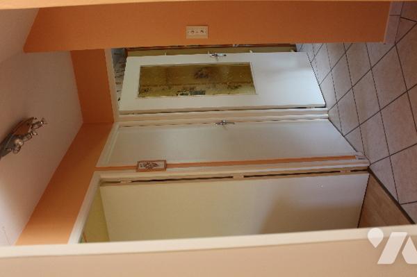 Maison individuelle sur sous-sol avec 5 chambres sur un terrain paysagé d'env. 630m²