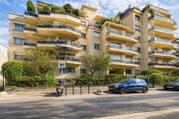 Appartement Champigny Sur Marne 5 pièce(s) 105 m2