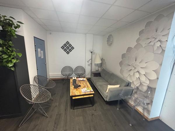 Environ 140 m2 de bureaux disponibles à la location