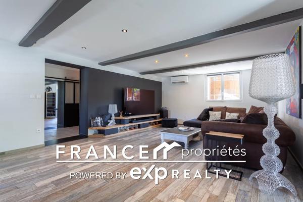 Maison 245 m2 - 7 pièces.