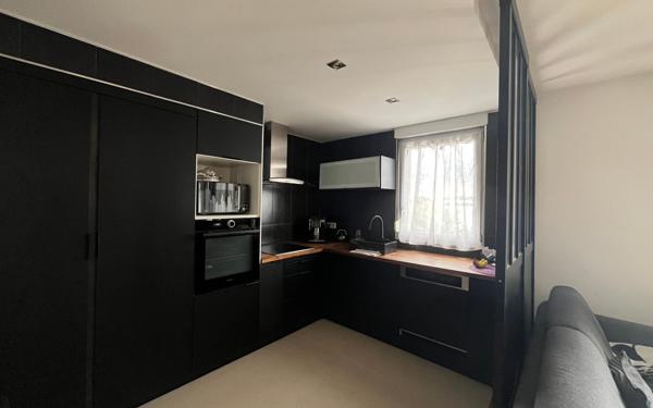 Appartement à vendre    3 pièces •  Pontault-Combault