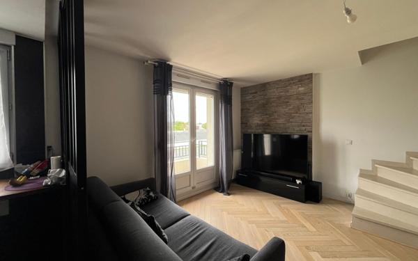 Appartement à vendre    3 pièces •  Pontault-Combault