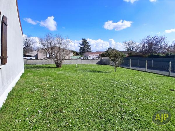 Vente maison Saintes : 268 000 € - AJP Immobilier Saintes