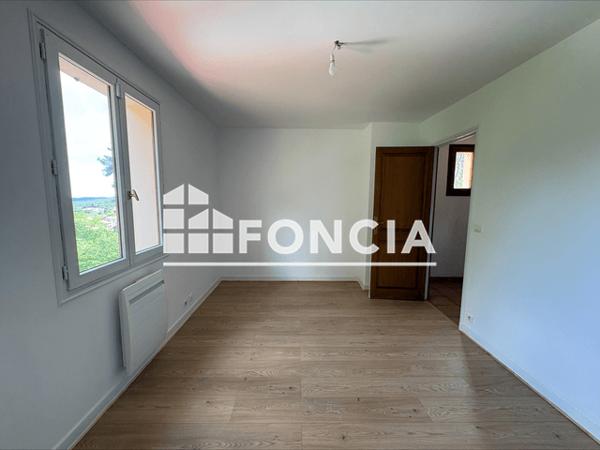 Location Maison 5 pièces 127.3 m² - 267 Quartier du Cros, lotissement le Cros Figanieres 83830