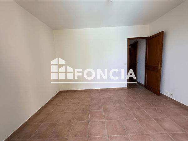 Location Maison 5 pièces 127.3 m² - 267 Quartier du Cros, lotissement le Cros Figanieres 83830