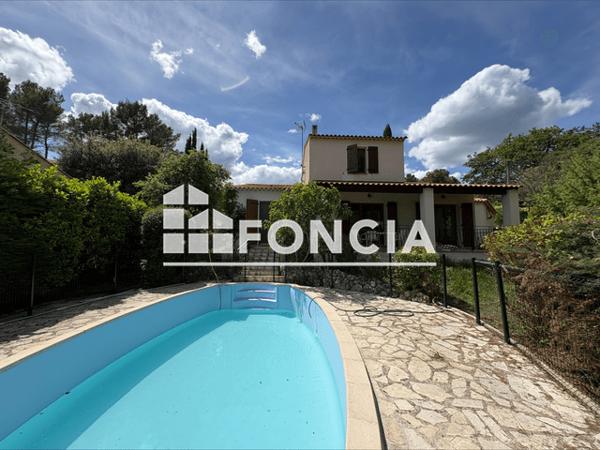 Location Maison 5 pièces 127.3 m² - 267 Quartier du Cros, lotissement le Cros Figanieres 83830