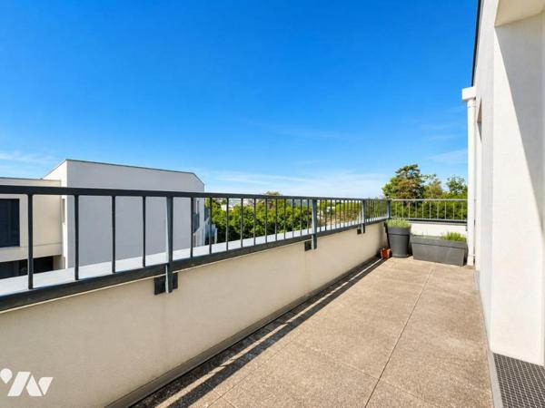 NANTES – Appartement T3 récent avec terrasse plein Sud, parking et ascens