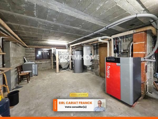 MAISON SEMI PLAIN-PIED SUR 170 M², L’ENSEMBLE SUR 704 M² DE TERRAIN CLOS