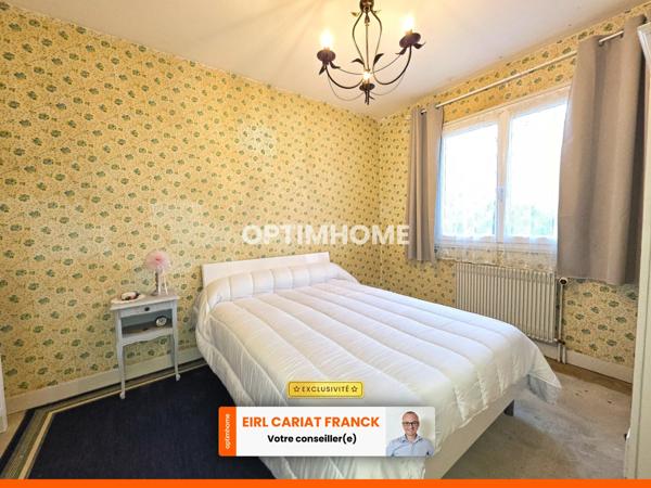 MAISON SEMI PLAIN-PIED SUR 170 M², L’ENSEMBLE SUR 704 M² DE TERRAIN CLOS