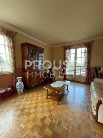 En exclusivité quartier souché, maison de 128 m² avec jardin et garage.