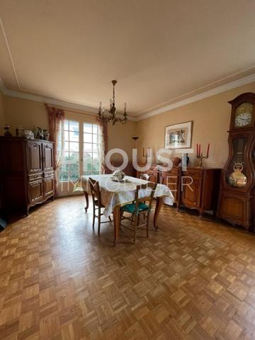 En exclusivité quartier souché, maison de 128 m² avec jardin et garage.