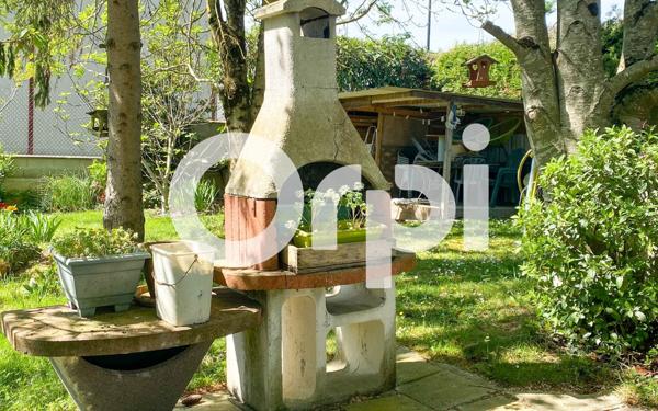 Maison à vendre    7 pièces •  Nueil-sur-Layon