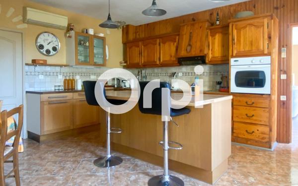 Maison à vendre    7 pièces •  Nueil-sur-Layon