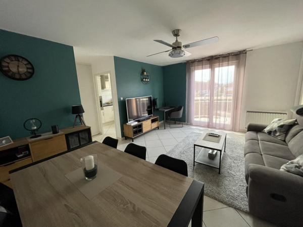 Appartement de plain pied avec terrasse