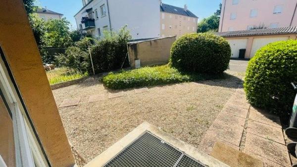 Appartement de plain pied avec terrasse