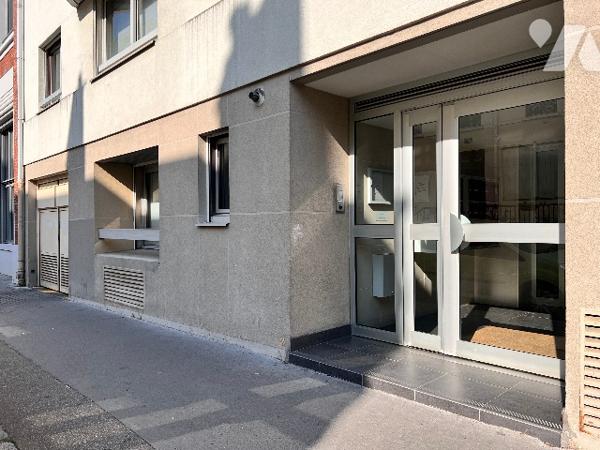 Studio en rez-de-chaussée avec parking au cœur du 20ème arrondissement