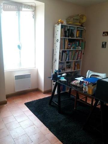 Maison de ville à louer à Cormes dans la Sarthe (72400), ref : 475   
centre bourg