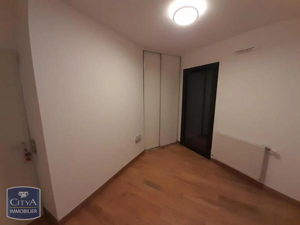 Appartement à louer 4 pièces 103m²